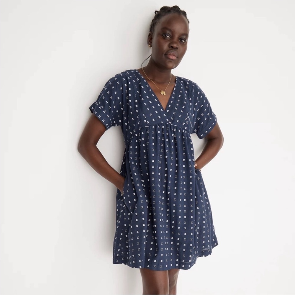 Madewell V-Neck Dolman-Sleeve Mini Dress in Textured Dot M
